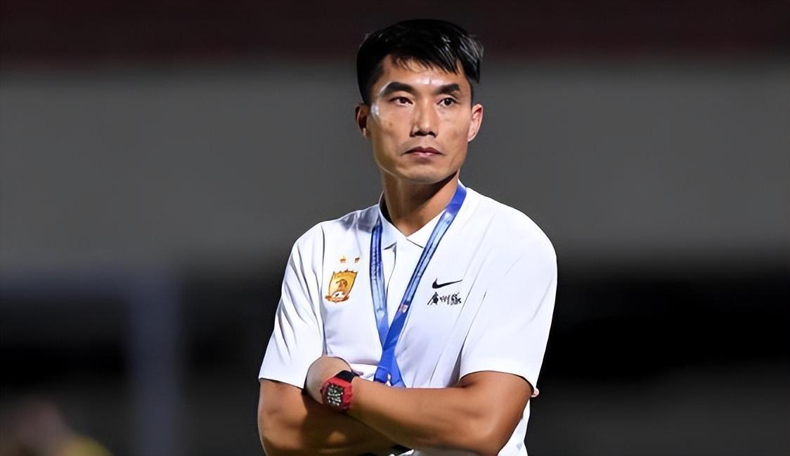 espn-单欢欢上赛季一球未进，却依然没被送走，未来有希望被郑智重用